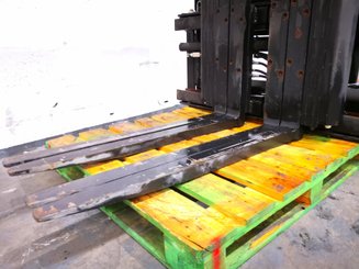 Posizionatore multipallet singolo-doppio Caterpillar 4000 - 4