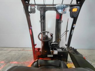 Carrello elevatore frontale a 3 ruote Yale ERP16VT SWB