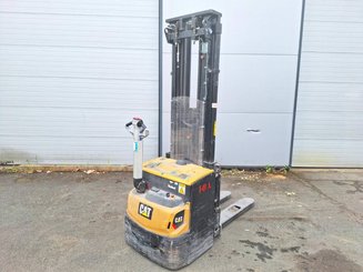 Stoccatori guida in accompagnamento Caterpillar NSP16N2