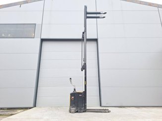 Stoccatori guida in accompagnamento Caterpillar NSV16Ni