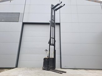 Stoccatori guida in accompagnamento Caterpillar NSV16Ni