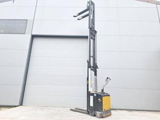 Stoccatori guida in accompagnamento Caterpillar NSV16Ni
