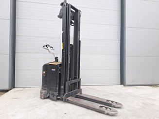Stoccatori guida in accompagnamento Caterpillar NSV16Ni