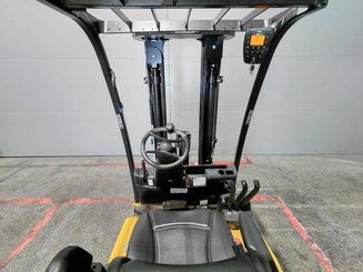 Carrello elevatore frontale a 3 ruote Yale ERP15VC - 7