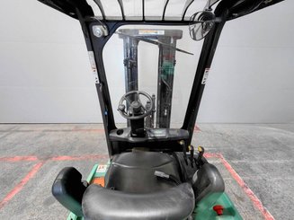 Carrello elevatore frontale a 3 ruote Yale ERP16 ATF - 7