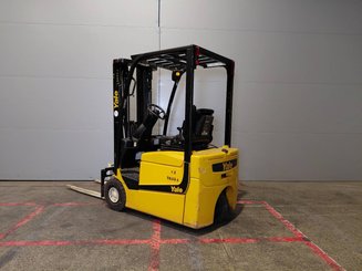 Carrello elevatore frontale a 3 ruote Yale ERP15VC - 2