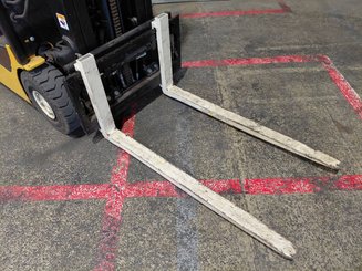 Carrello elevatore frontale a 3 ruote Yale ERP15VC - 6