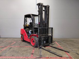 Carrello elevatore frontale a 4 ruote Hangcha XF35G