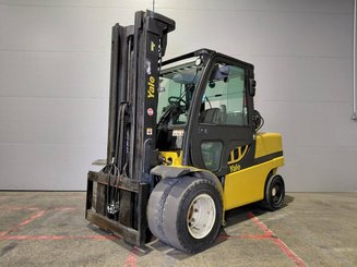 Carrello elevatore frontale a 4 ruote Yale GLP55VX