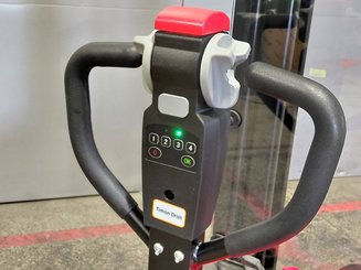 Stoccatori guida in accompagnamento Hangcha CDD12-A2MC2-SZ