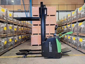 Stoccatori con piattaforma Hangcha CDD16-AC2S-LI