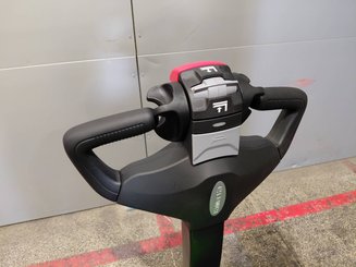 Stoccatori guida in accompagnamento Hangcha CDD12-XT1-SI - 3