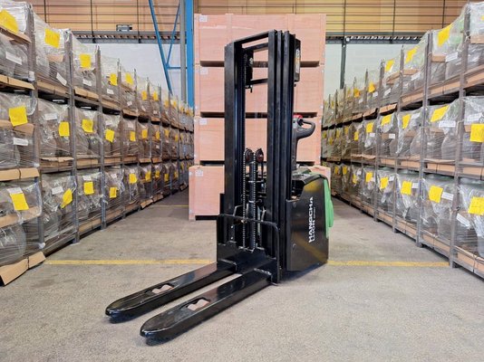Stoccatori con piattaforma Hangcha CDD16-AC2S-LI - 1