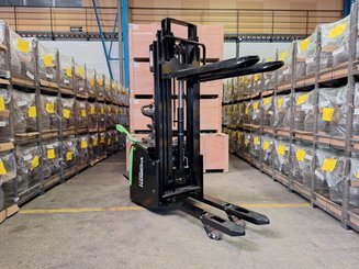 Stoccatori con piattaforma Hangcha CDD16-AC2S-LI - 6