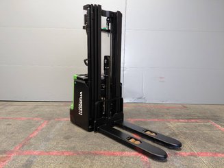 Stoccatori guida in accompagnamento Hangcha CDD16-XT1-SI - 2