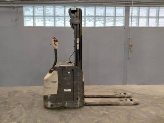 Stoccatori guida in accompagnamento Crown ESI4000-12 - 3