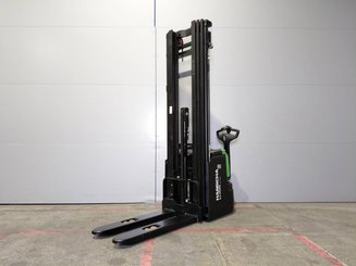 Stoccatori guida in accompagnamento Hangcha CDD20 XT1-SI - 2