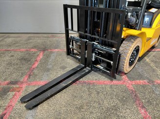 Carrello elevatore frontale a 4 ruote Hangcha XE25Hi ( CPD25-XEY2H2-SI )