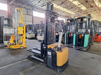 Stoccatori guida in accompagnamento Caterpillar NSP16NI