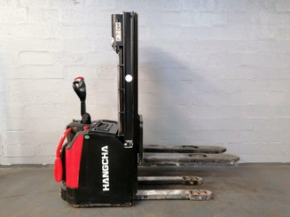 Stoccatori con piattaforma Hangcha CDD16-AZ3S