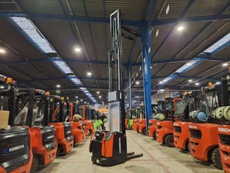 Stoccatori con piattaforma Hangcha CDD16-AZ3S