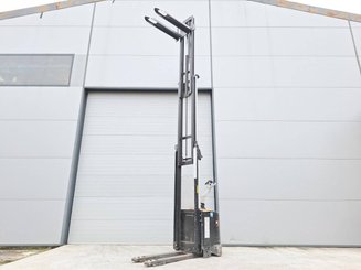 Stoccatori guida in accompagnamento Caterpillar NSV16Ni - 17