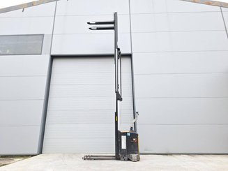 Stoccatori guida in accompagnamento Caterpillar NSV16Ni - 16