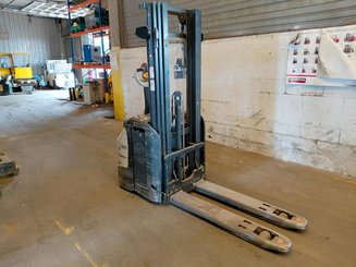 Stoccatori guida in accompagnamento Crown ESI4000-12 - 3