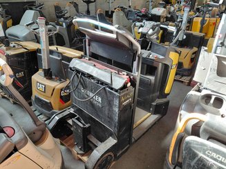 Trattore Caterpillar NTR30N