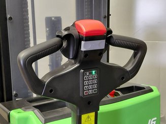 Stoccatori guida in accompagnamento Hangcha CDD16-XT1-SI