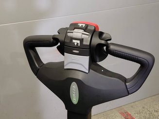 Stoccatori guida in accompagnamento Hangcha CDD16-XT1-SI