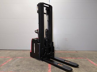 Stoccatori guida in accompagnamento Hangcha CDD12-AC2-L