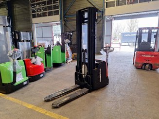 Stoccatori guida in accompagnamento Hangcha CDD16-AC2-L 