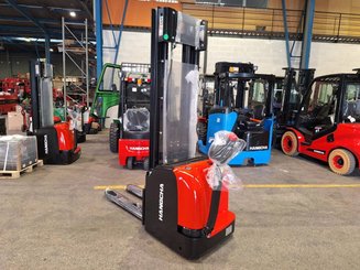 Stoccatori guida in accompagnamento Hangcha CDD16-AC2