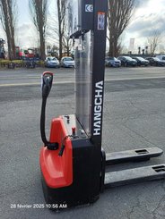 Stoccatori guida in accompagnamento Hangcha CDD12-AMC1-SZ