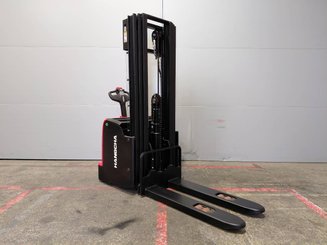 Stoccatori guida in accompagnamento Hangcha CDD12-AC2-L - 3