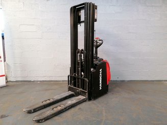 Stoccatori con piattaforma Hangcha CDD16-AZ3S