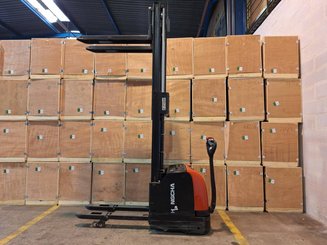 Stoccatori guida in accompagnamento Hangcha CDD16-AC1-L