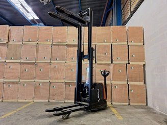 Stoccatori guida in accompagnamento Hangcha CDD16-AC1-L
