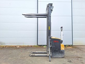 Stoccatori guida in accompagnamento Caterpillar NSP16N2