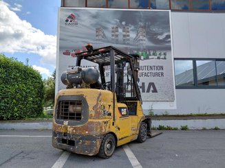 Carrello elevatore frontale a 4 ruote Caterpillar GC40K - 4