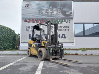 Carrello elevatore frontale a 4 ruote Caterpillar GP30NTD - 1