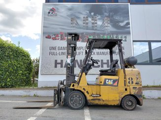 Carrello elevatore frontale a 4 ruote Caterpillar GC40K - 2
