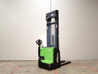 Stoccatori guida in accompagnamento Hangcha CDD20 XT1-SI