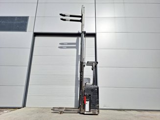 Stoccatori con pedana Caterpillar NSR16NI