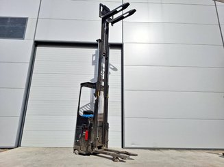 Stoccatori con pedana Caterpillar NSR16NI