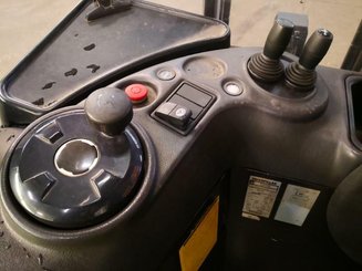 Stoccatori con pedana Caterpillar NSR12N