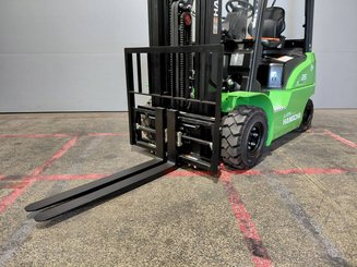 Carrelli elevatori elettrici Hangcha XC25Hi-2 (CPD25-XCY2H-SI)