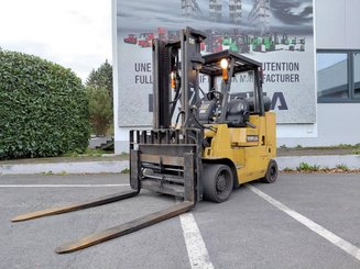 Carrello elevatore frontale a 4 ruote Caterpillar GC55K - 1