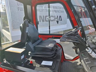 Carrello elevatore frontale a 4 ruote Hangcha AE30 - 12